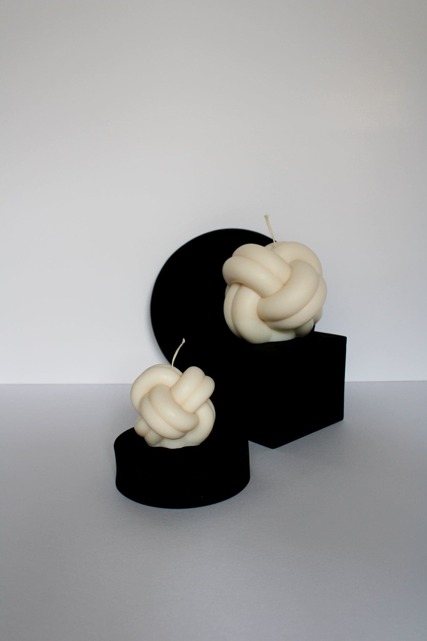 Knotted Candle | Home Decor Pillar candle - Pascal Studio